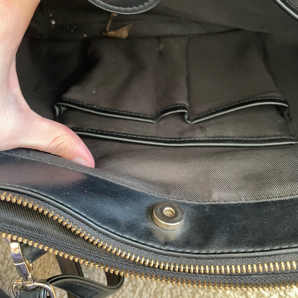 Universal Threads Large Purse - Picture 4 of 5